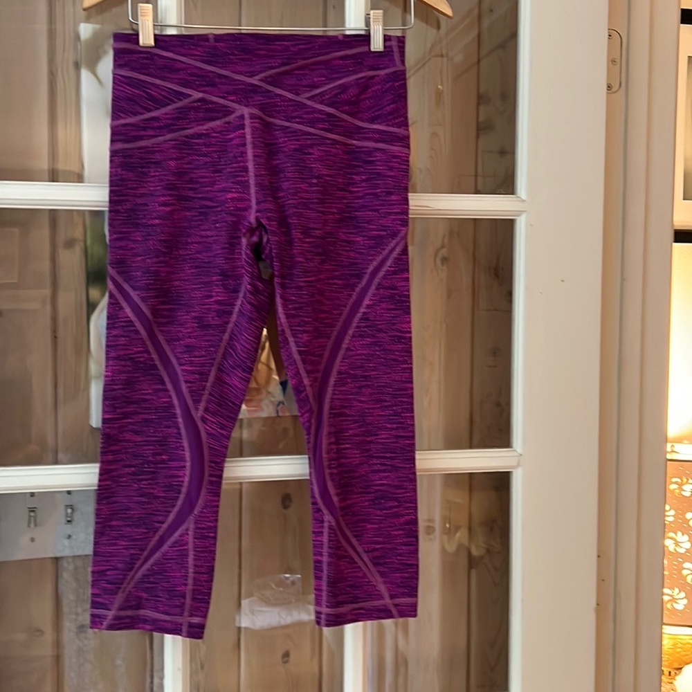 Lululemon capri leggings - Picture 5 of 6